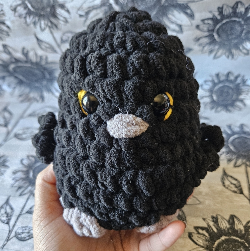 Crochet Black Crow Gothic Decor Amigurumi